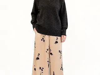 とっても軽いYAKニット