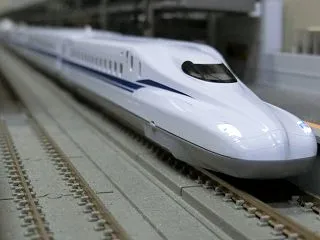 東海道新幹線新型S０系と元祖０系