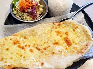 Cafe Misakiの「チキンチーズナ…