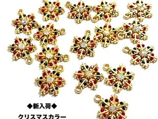 ◆新入荷◆クリスマスカラー雪の結晶チャー…