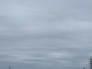 終日鈴鹿山脈と同高度の層積雲