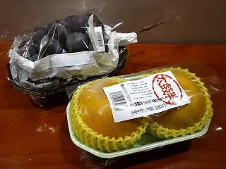 「太鼓判の梨」と「ニューピオーネ」