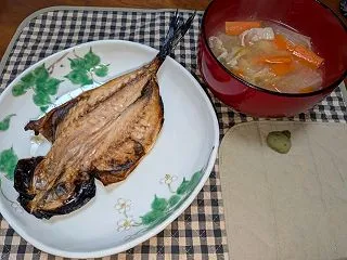 一日一品 アジの開き ＆ 豚汁