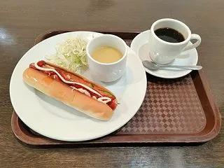 【新店】ドリンク代のみのモーニングが充実…