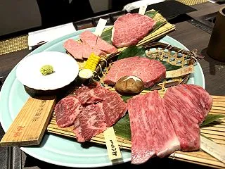 豊岡市街地にあるシックでおしゃれな焼き肉…