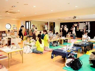 全女性の女性による女性のためのイベント、…
