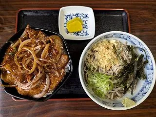 紅葉を楽しみに置戸へ☆ランチはそば処「い…