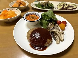 久しぶりのハンバーグ美味しかった~☆おつ…
