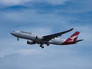 QANTAS A330-200 〜 SI…