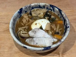 いろいろキノコと豚肉のカレー煮♪＠家ごは…