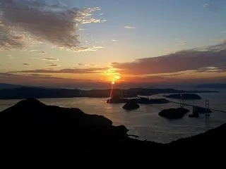 亀老山展望台からの夕景（10/16） 瀬…