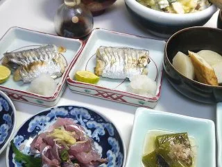 スーパーへ。消費税が気がかりです。