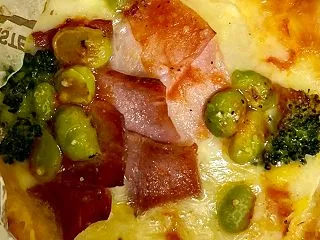 私のごはん！枝豆とコーンのフォカッチャ