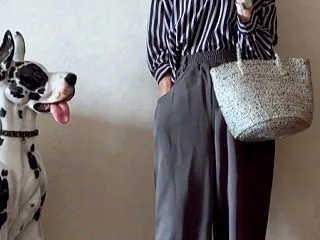 60代ファッション。抜け感のあるストライ…