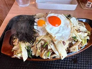 びしゃもんの焼きうどんが日本一！ びしゃ…