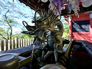龍に送られて