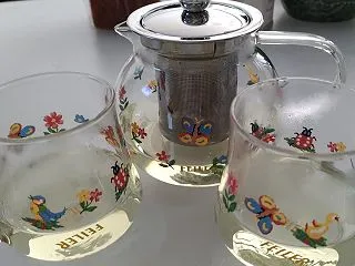 雨の日の、いちどきりのお茶