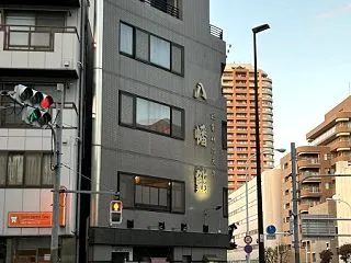 東京一ウマい！鶏繁系の流派の焼鳥コース（…