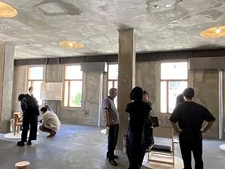建築とデザインを巡る旅 「chairs'…