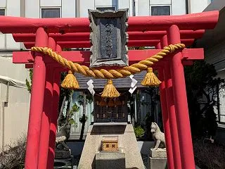 武蔵稲荷神社。
