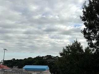 曇りのみ雨