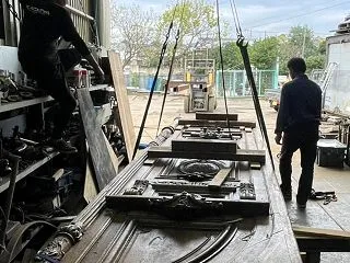 ２枚で１トンの運命炸裂ドア