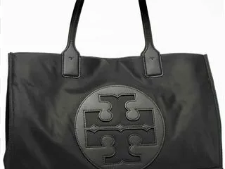 結局大きめバッグを持つことになる