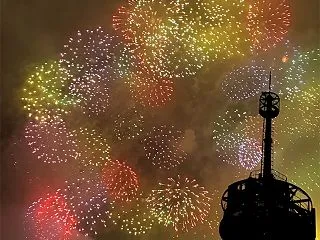 11年ぶりの開催！東京湾大華火祭