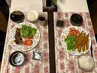 夕食は別メニュー trialで買ったお惣…