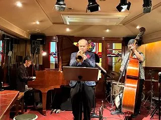ライブ見学
