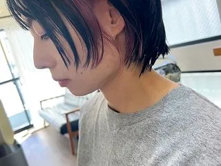 ダークカラー×ピンクアッシュの大人インナ…
