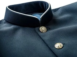 【学ラン？詰襟？】学生服の呼び方と由来！…