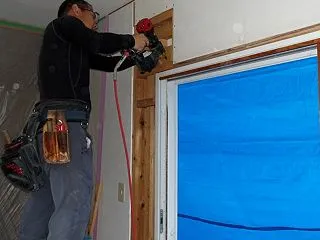窓の取り換えリフォーム 木製窓から樹脂製…