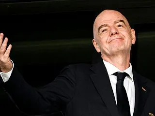 FIFAインファンティーノ会長が4選に王…