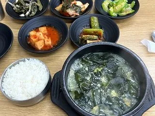 大学路ひとりごはん『クッビンヘンソン』 …