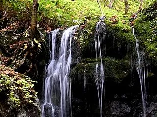 たまだれの滝