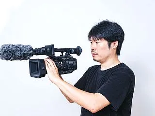 40代教諭が性的動画に出演！ 興味本位の…