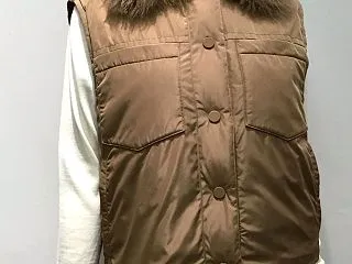 YVES SALOMONダウンジレ