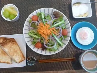 たっぷり葉物サラダ！