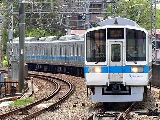 小田急の2000形や3000形で共食い整…