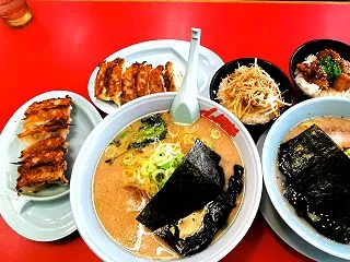 ランチセットがおいしくてメッチャお得です…