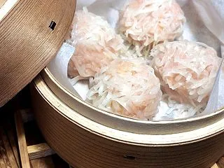 白金グルメ【百雷(ひゃくらい)】土鍋鯛め…