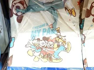 東京ディズニーリゾート 仲良しなミッキー…