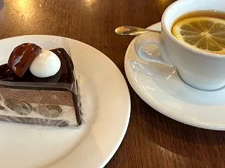 マロンとチョコレートのケーキ@オリーブの…