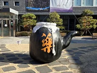 健康ランチはまた蓮の葉ご飯定食▷チャムダ…