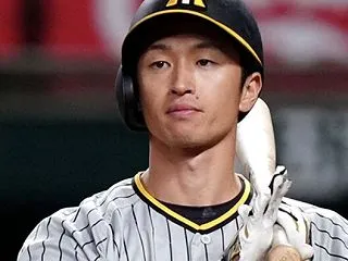 近本光司(5億) .279 OPS.69…