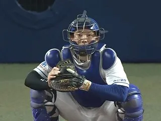 中日から戦力外通告を受けた宇佐見真吾が自…