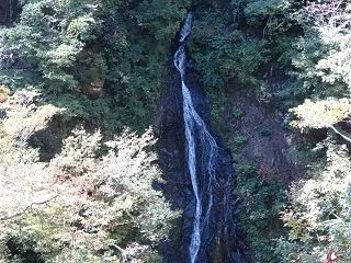 ちょこっと山歩き・味土野のガラシャ大滝を…