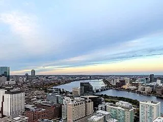 一瞬で「見た目年齢」を跳ね上げる方法