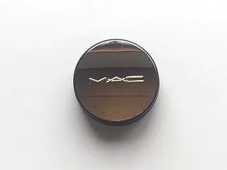 M·A·Cの新ツヤクッションファンデ